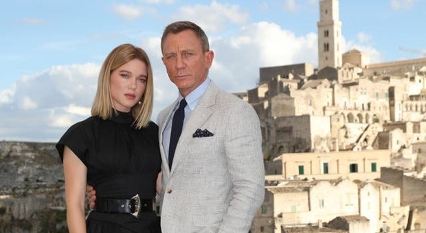 Gravina, il Comune contro James Bond: «Mai citati nel film, accordi violati». Pronti gli avvocati