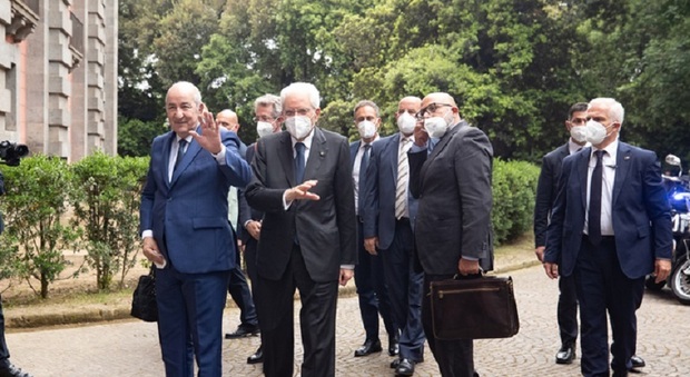Napoli, Mattarella e il presidente algerino Tebboune in tour nel Museo di Capodimonte