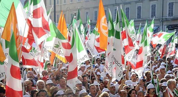 Pd, sabato in piazza del Popolo parla solo Renzi: "L'anno che verrà" l'inno della manifestazione