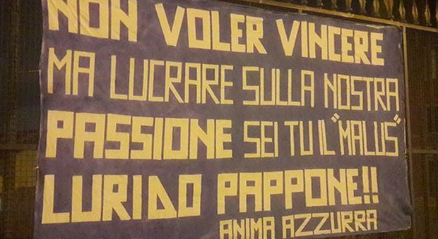 Napoli, striscione contro ADL: «Vuoi lucrare sulla nostra passione»
