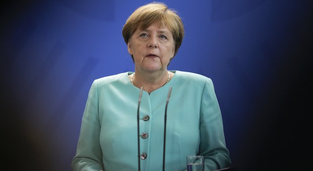 L'Ue della Merkel «Un taglio netto»