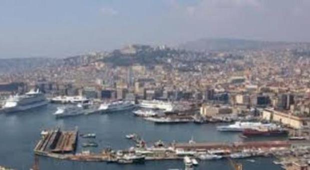 Denuncia sulla nave da crociera "Violenza sessuale nel porto di Napoli"