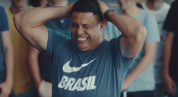Dalla Russia alle favela: lo spot del Brasile è da brividi. E si rivede Ronaldo...
