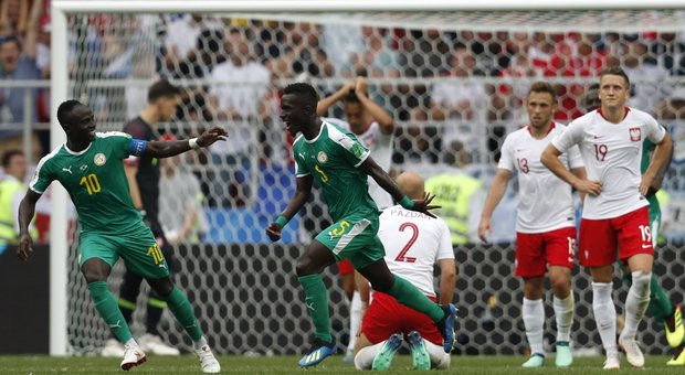 Il Senegal supera la Polonia 2-1