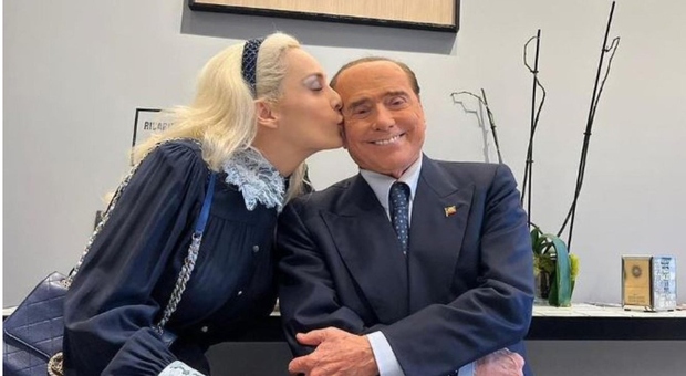 Berlusconi: «Riallacciati i rapporti con Putin» Lui smentisce, ma spunta l'audio di Lapresse