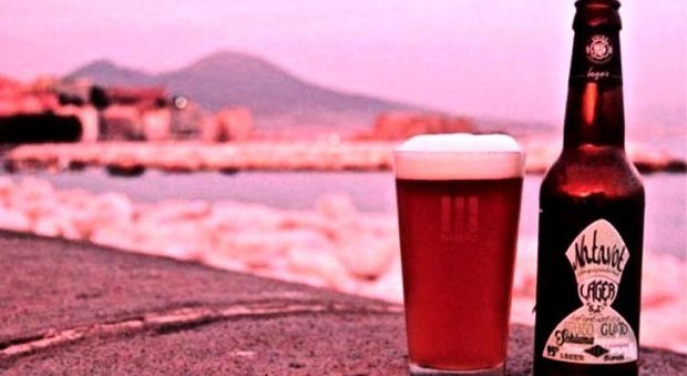 La birra che parla napoletano per «esorcizzare» i palati | Video
