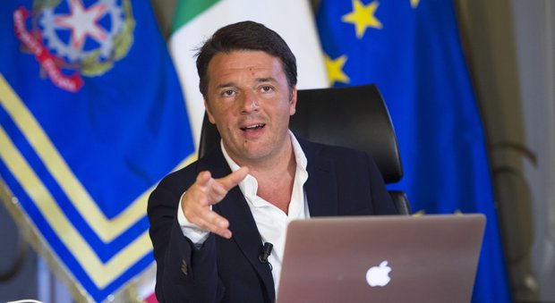 Renzi: «L'Italicum non cambia, nessun rinvio per il referendum». Poi attacca D'Alema: dice falsità, non sono un usurpatore