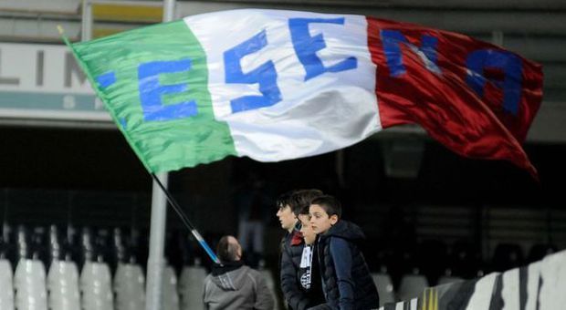 Penalizzate di un punto il Siena e il Cesena: inibiti i due patron