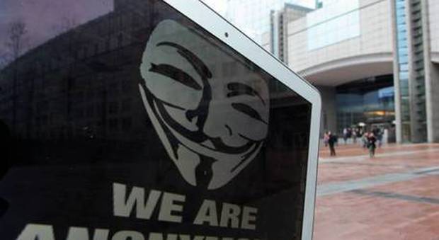 Attacco hacker al sito Inps, Anonymous: «Non è merito nostro, avete fatto tutto da soli»