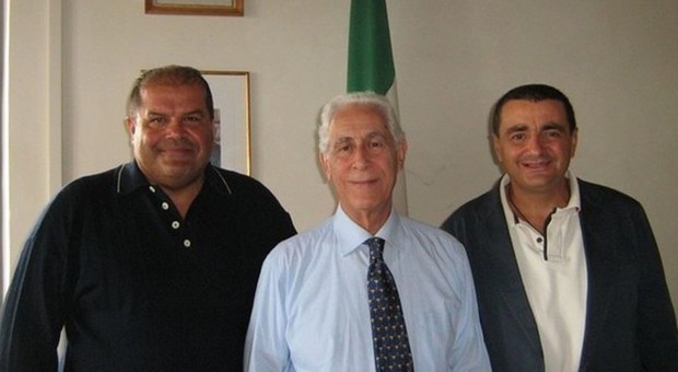 Ernesto Cozzi, il sindaco Benedetti e Salvatore Mattii