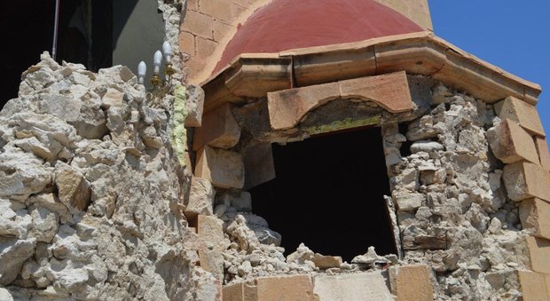 Terremoto, due ragazzi abruzzesi salvi a Kos: «Incubo senza fine»