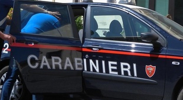 Napoli, rientra dopo un'espulsione e danneggia le automobili: arrestato brasiliano