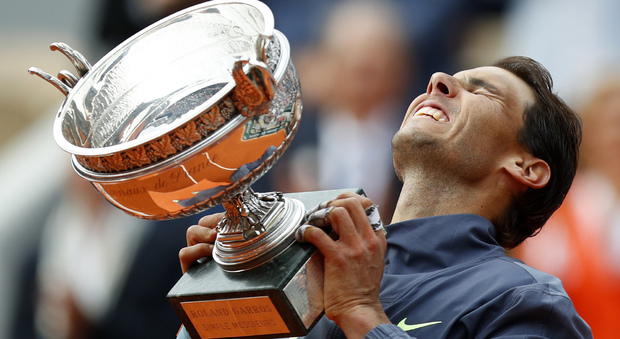 Nadal vince il suo dodicesimo Roland Garros: è nella storia del tennis. Thiem sconfitto in quattro set