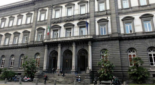 Napoli: la Federico II compie 797 anni, premi per 76 studenti e laureati