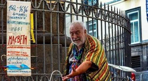 Morto Vittorio Cosentino, l'artista di strada che ha fatto innamorare Napoli