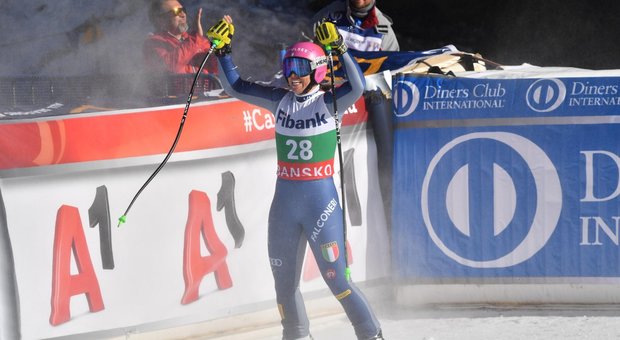Sci, trionfo azzurro nella discesa libera: Elena Curtoni davanti a Bassino e Brignone