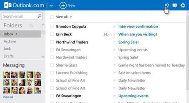 Outlook.com cambia aspetto, migliore organizzazione dei messaggi e chat integrata