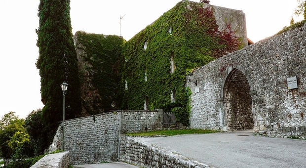 Castello medievale (ristrutturato) in vendita per 550 mila euro