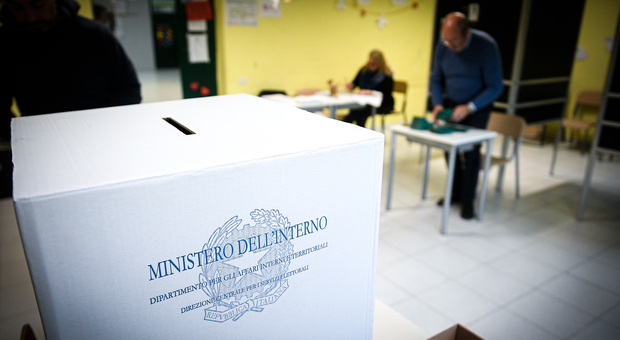 Elezioni regionali, urne aperte e seggi insediati: a Latina sostituiti 38 presidenti su 116