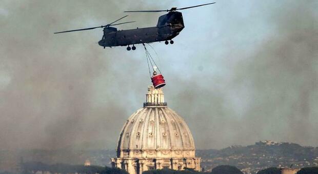 Il CH-47 “Chinook” compie 50 anni, è festa all’Aviazione dell’Esercito