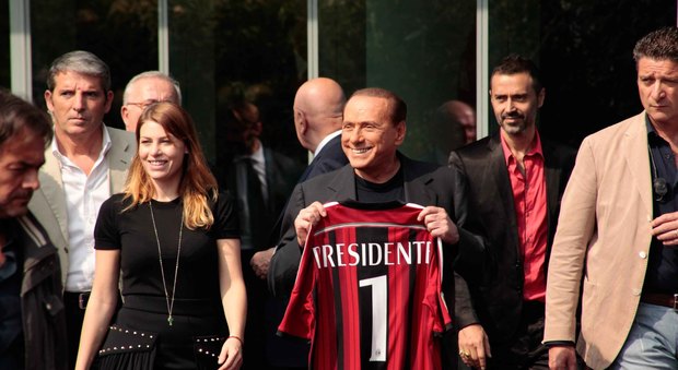 Berlusconi: «Ho preso il Milan per amore e lo cedo per amore»