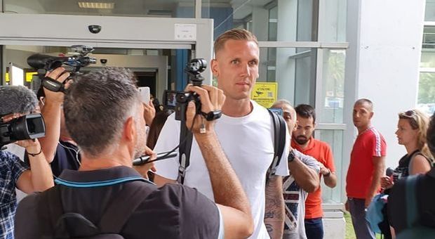 Arrivato a Cagliari tra lo scetticismo generale, Robin Olsen sta convincendo tutti tra i pali del Cagliari