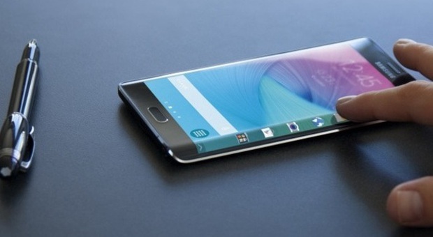 "Il Galaxy S6 avrà una funzione speciale", l'anticipazione segreta di Samsung