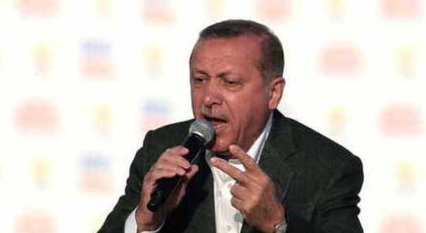 Erdogan, il profilo del "sultano" che riconquista la Turchia