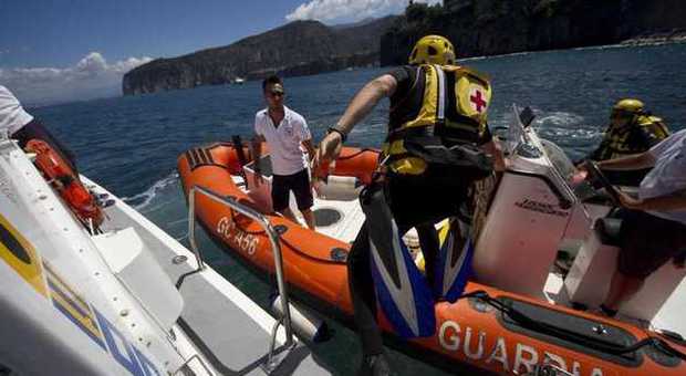 Il decalogo della Guardia Costiera per immergersi in sicurezza