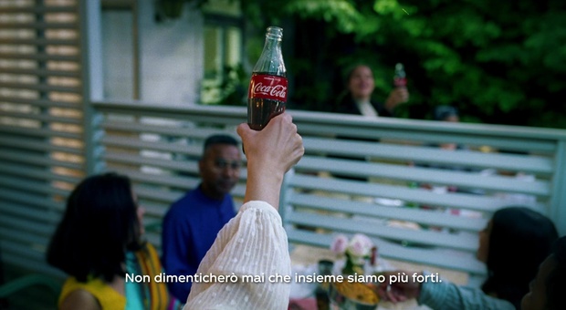 Coca-Cola, spot per i bar della Campania: #ComeMaiPrima