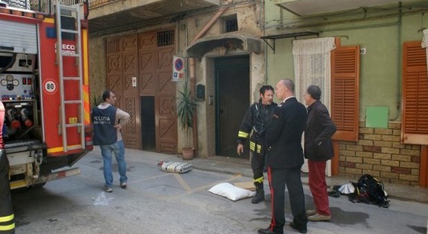Tenta di dar fuoco alla madre arrestato dai carabinieri