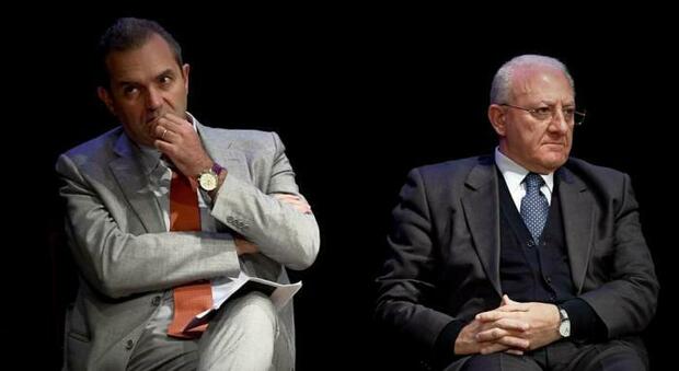 Campania in zona arancione, de Magistris accusa De Luca: «È schizofrenia istituzionale»