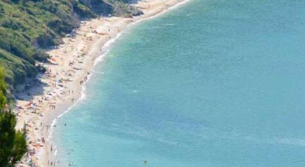 Ancona, Mezzavalle da Oscar: è tra le 20 spiagge più sognate dagli italiani