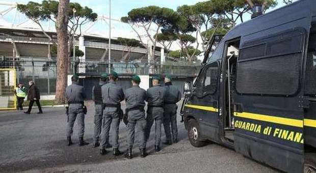 Olimpico, allarme bomba durante Lazio-Palermo per uno zaino abbandonato