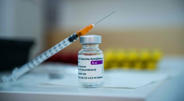 Astrazeneca, dosi somministrate e casi avversi: cosa sappiamo finora sul vaccino