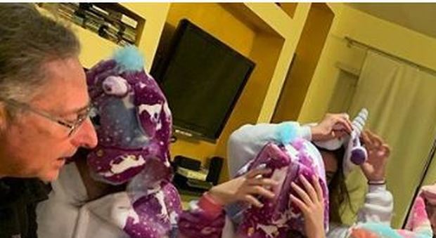 Bonolis, compleanno con gli unicorni per gli 11 anni della figlia Adele