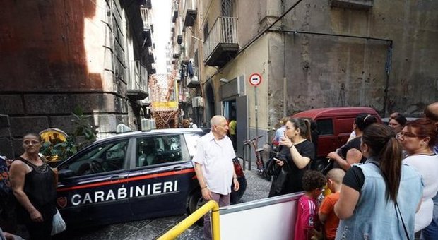 Napoli, carabiniere uccide moglie e figlio di 8 anni e si suicida