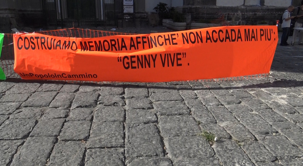 Napoli, la Sanità ricorda Genny Cesarano. Il padre: «O si cambia o piangeremo altri morti»