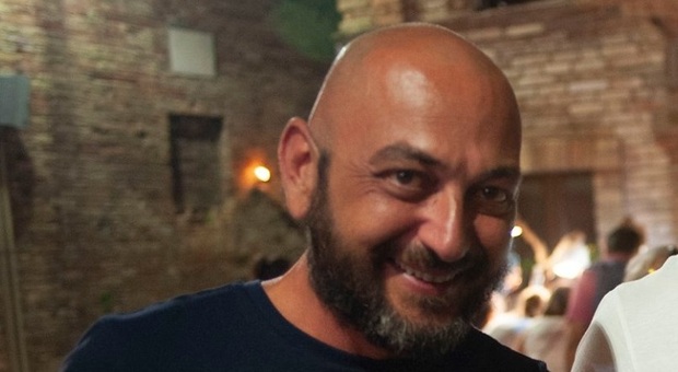 Malore fatale in casa a Sant'Elpidio a Mare: muore Paolo Martinelli, imprenditore di 44 anni