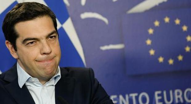 Grecia, Borsa a picco dopo il rinvio dell'Eurogruppo: Tsipras chiede vertice straordinario, Schaeuble dice no