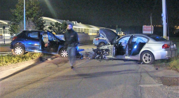 Porto Sant'Elpidio, violento frontale Coinvolte due auto con tre feriti