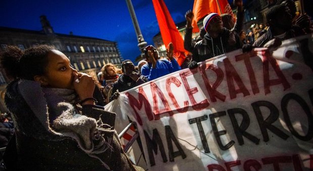 Il corteo antifascista divide la sinistra, Macerata teme il caos