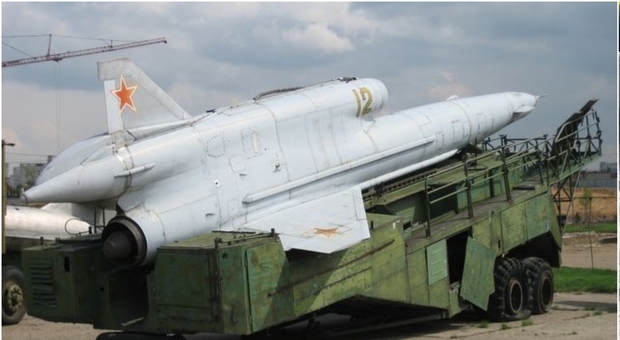 I droni Tupolev Tu-141 che hanno sorpreso Putin: sovietici degli anni 80, facevano le foto in Vietnam, ora sono missili
