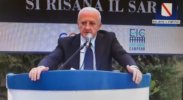 De Luca a Ischia: «Nel 2021 amplieremo gli ospedali Rizzoli e Scotto di Perrotolo»