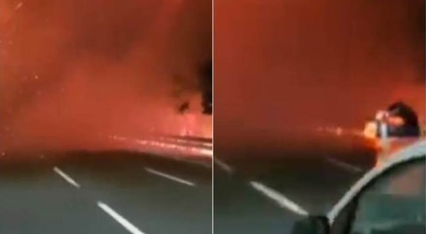 Genova, Maxi incendio: 50 sfollati e scuole chiuse. Le fiamme invadono l'A10