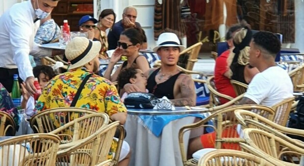 Calcio, Coutinho e Allan a Capri per una mini vacanza brasiliana