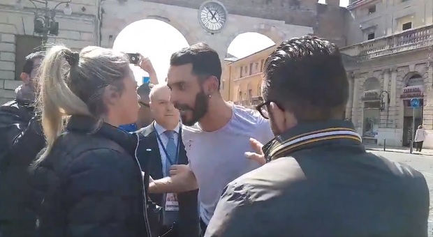 Verona, manifestante pro Salvini insulta una agente in borghese