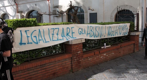 Benevento: parcheggiatori abusivi tra multe e proteste