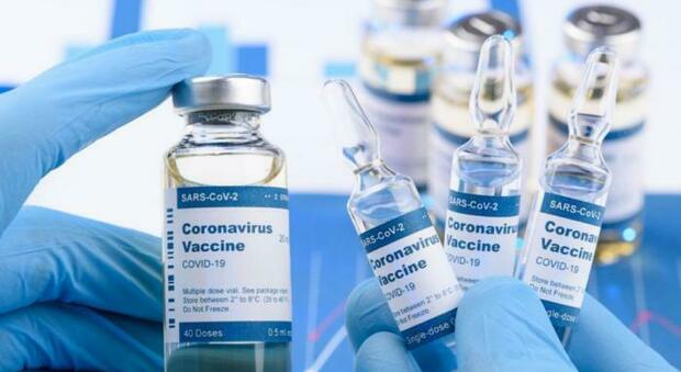 Vaccini Covid, è guerra globale tra accordi, sospetti e tradimenti