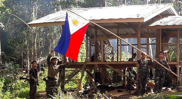 Filippine, ribelli musulmani attaccano i cristiani il giorno di Natale: morte 14 persone